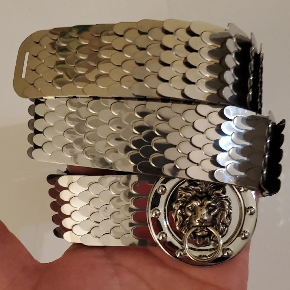 New Silver Metal Stretchy Belt with Decorative Lion Head Buckle Total Length 26